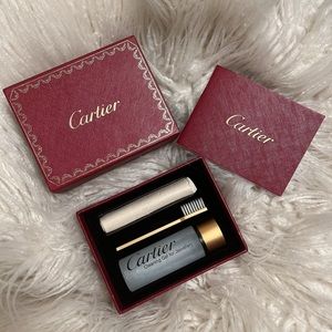 ❣️SOLD❣️Cartier jewellery cleaning kit brand new